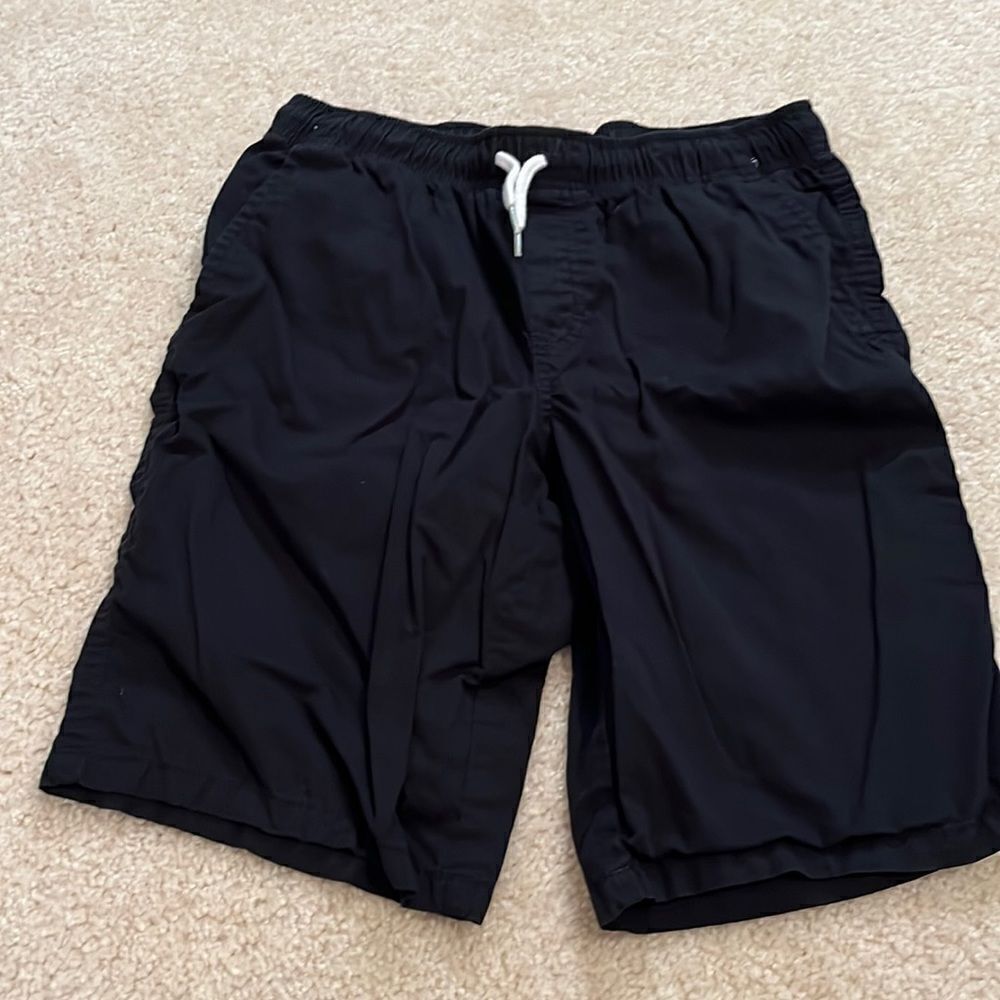 CAT AND JACK SIZE LARGE DRESS SHORTS